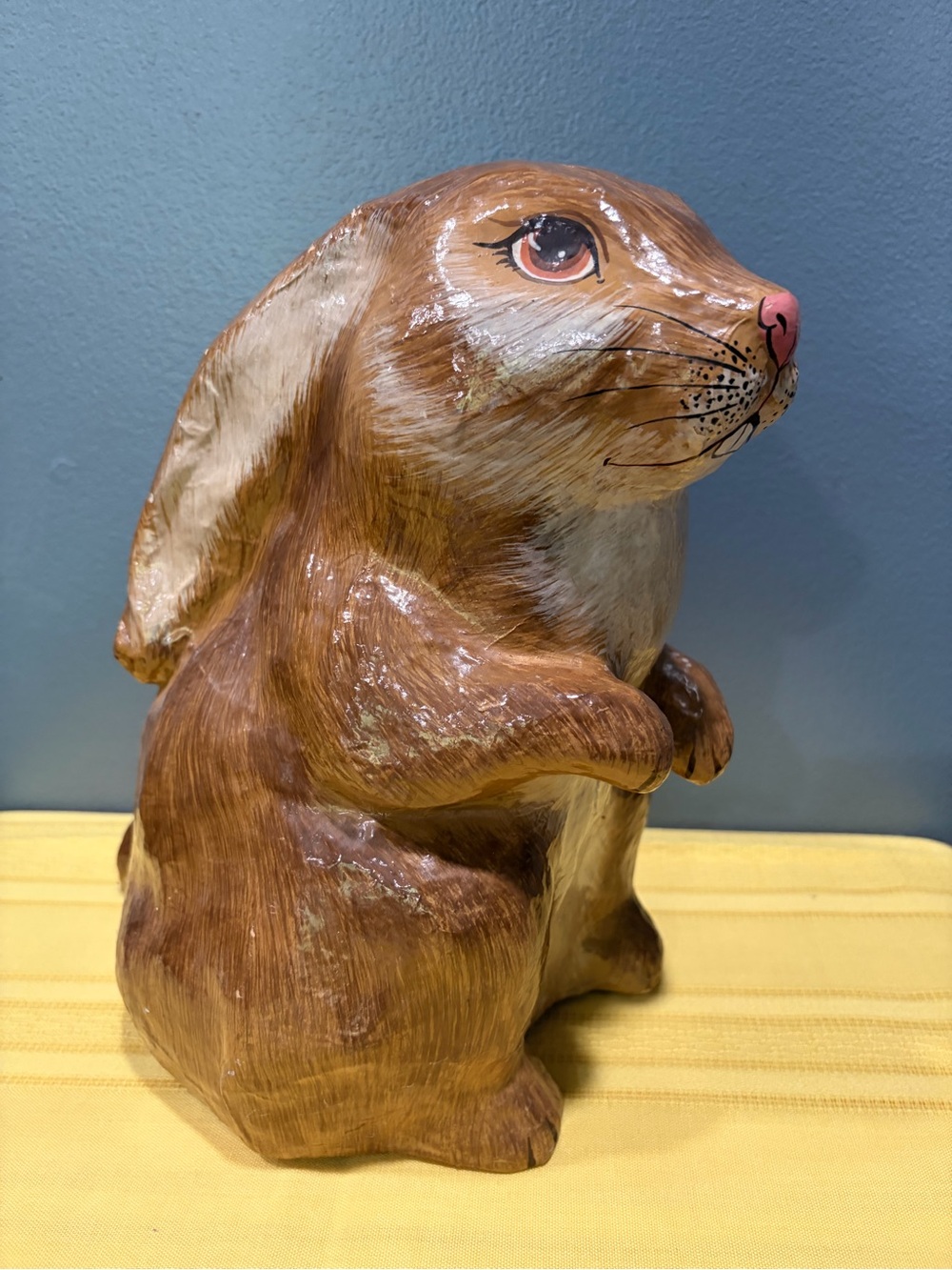 RARE 1983 CHAIYOT Thailand Lacquered Folk Art Rabbit Figurine 18/23